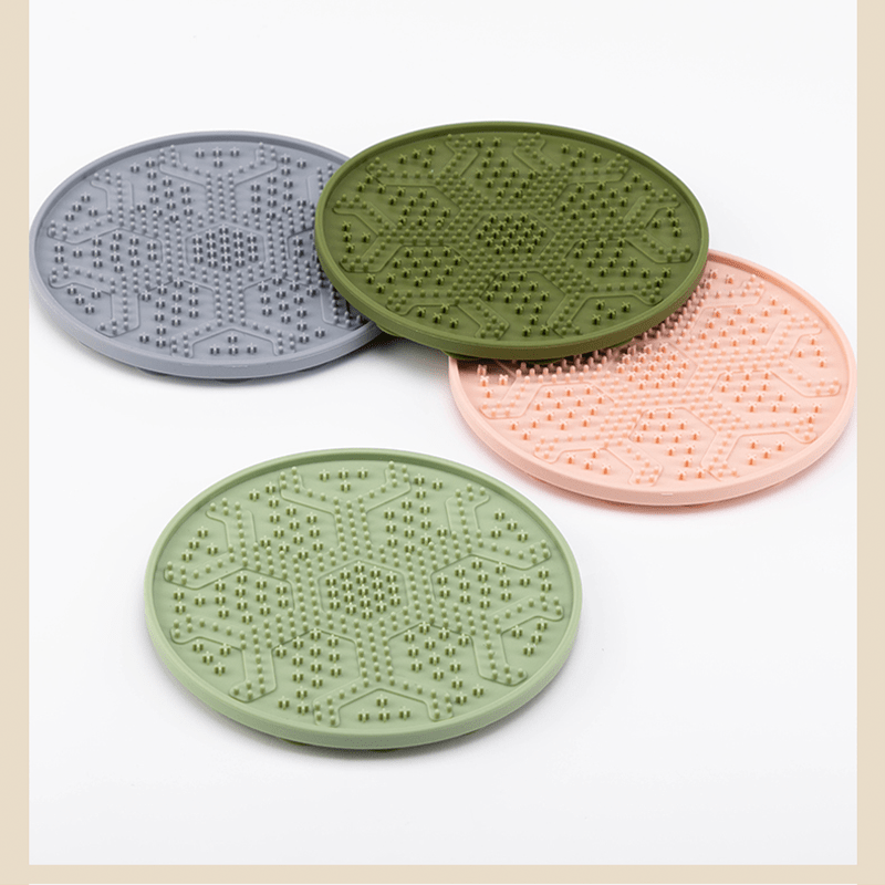 Non Slip Silicone Slow Feeder Dog Mat